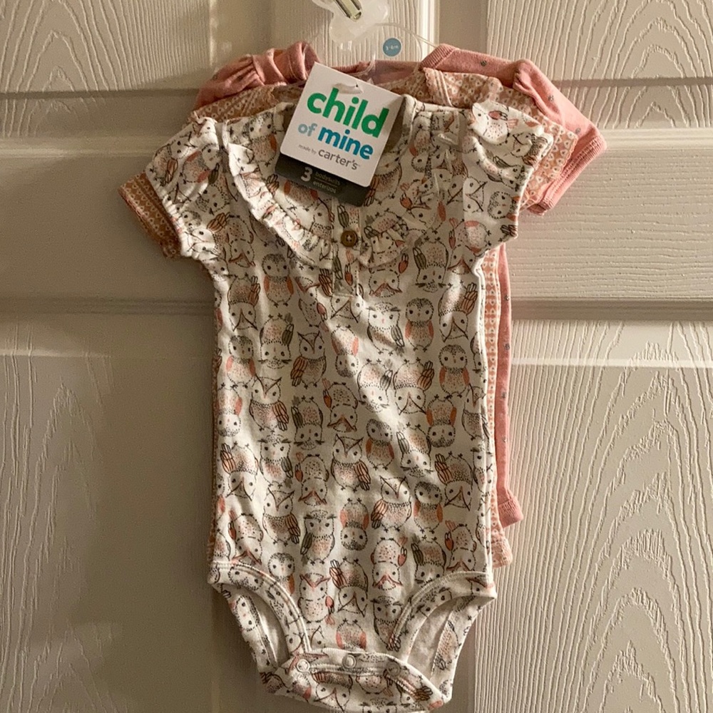 Carter’s Baby girl Onesies 3-6 NWT